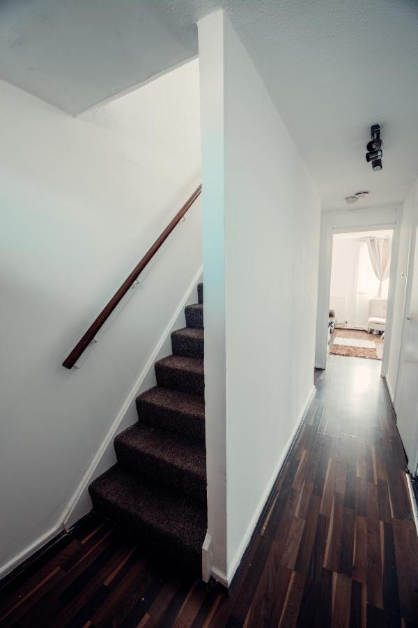 Comfy Home-Wood Green ลอนดอน ภายนอก รูปภาพ